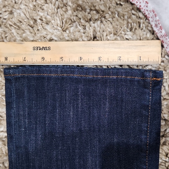 Guess premium low rise boot cut - Picture 10 of 10